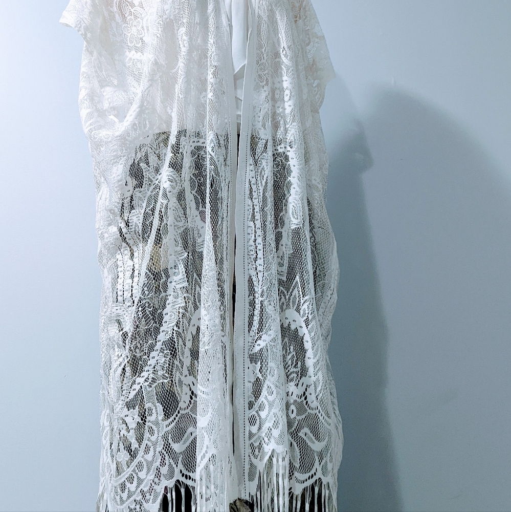 | Women's | White Lace Kimono | OS - Picture 11 of 11